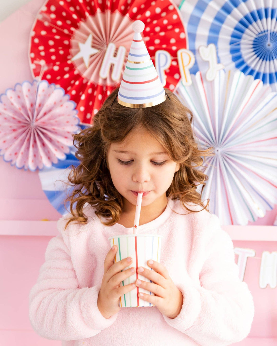 OPB811 - Oui Party Birthday Paper Party Cups