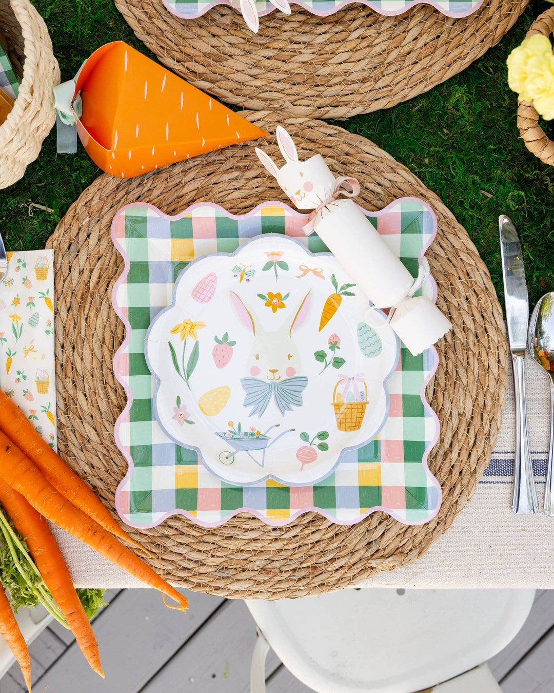 HOP1242 - Easter Icons 8" Plate